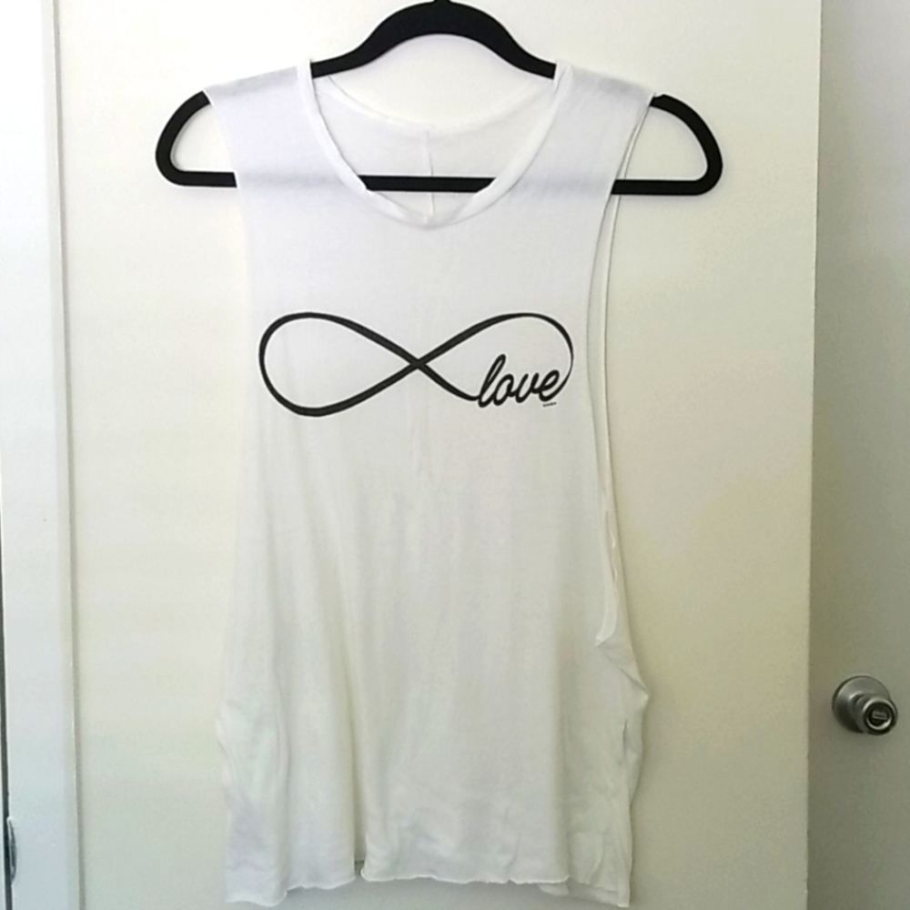Brandy Melville Infinity Top